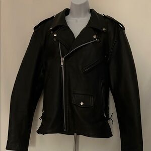 Z1R Women’s Size XL Black Leather Zip Front Zip Out Liner Motorcycle Jacket